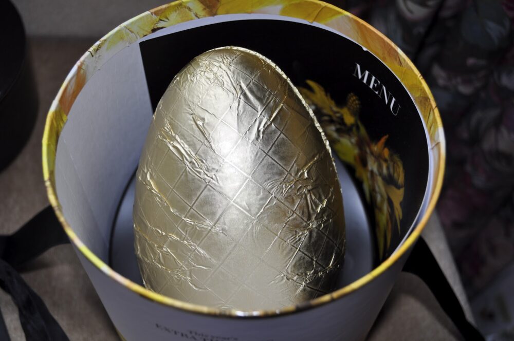 Hotel Chocolat - You Crack Me UP