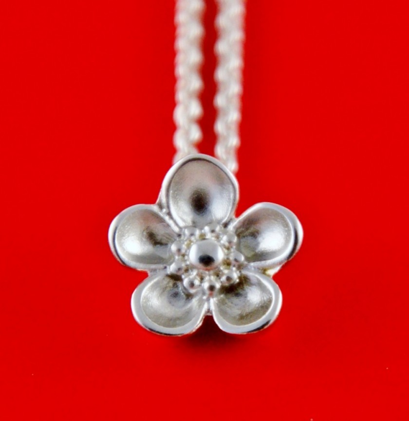 Kit Heath Silver Wood Rose Necklace