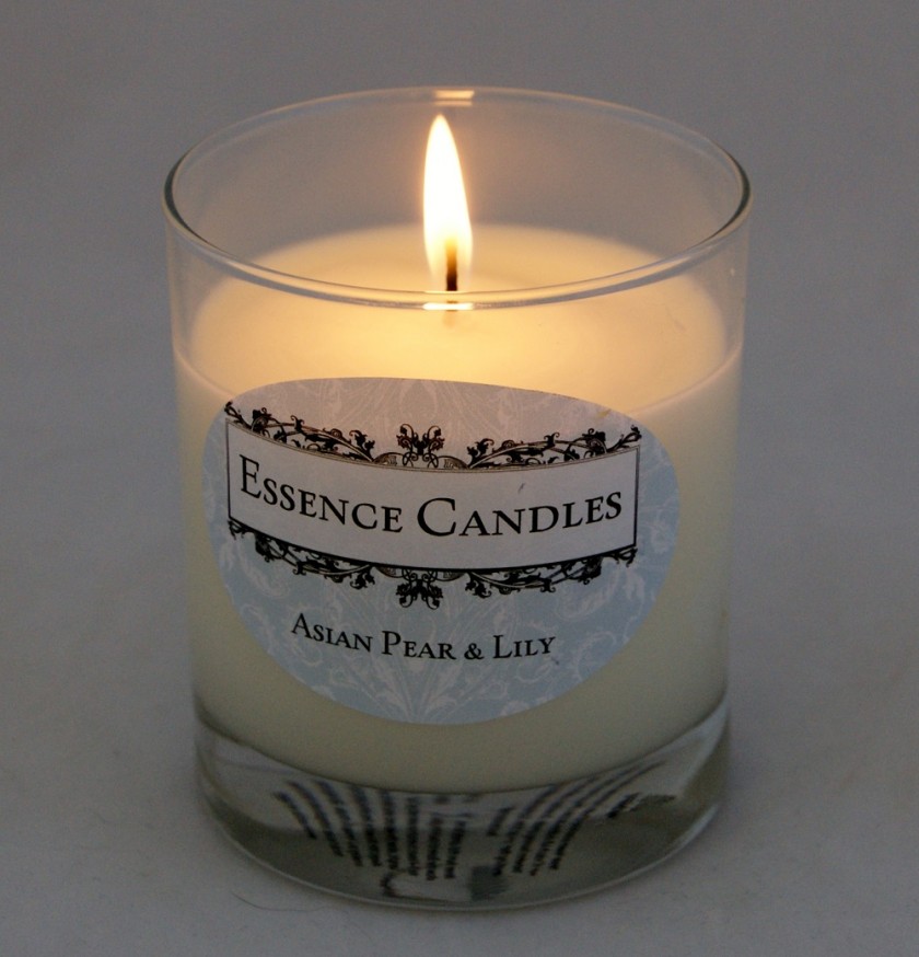 Essence Candles Asian Pear & Lily: Review