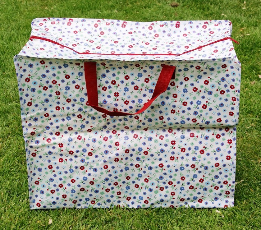 Floral Storage Bag from Qwerkity