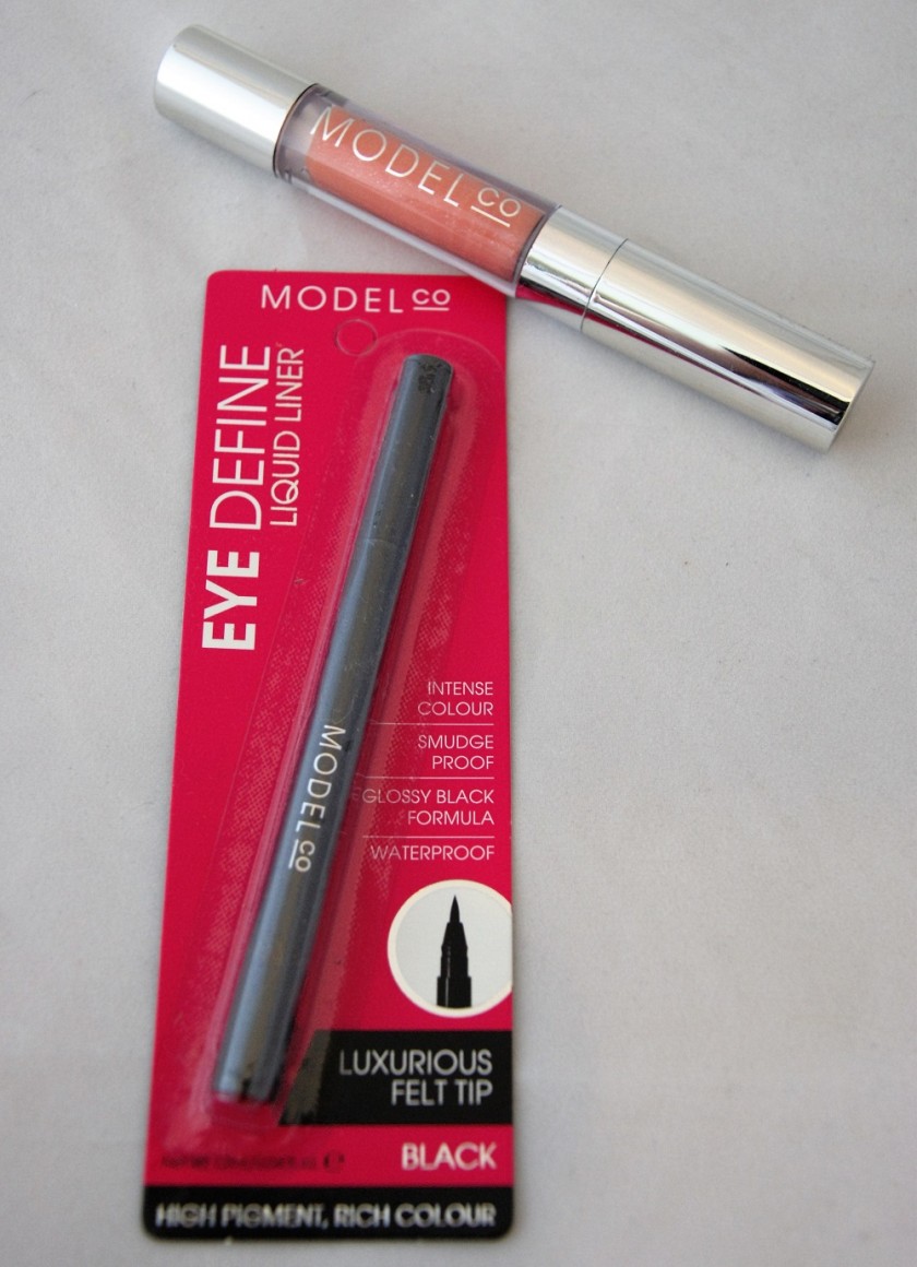 ModelCo Eye Define Liquid Liner