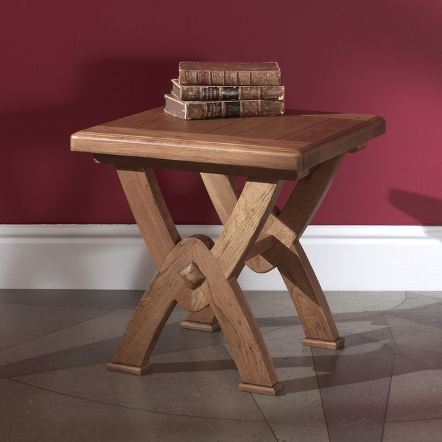 chateau_solid_oak_x_leg_lamp_table