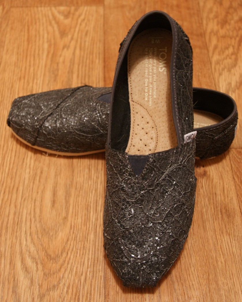TOMS Classic