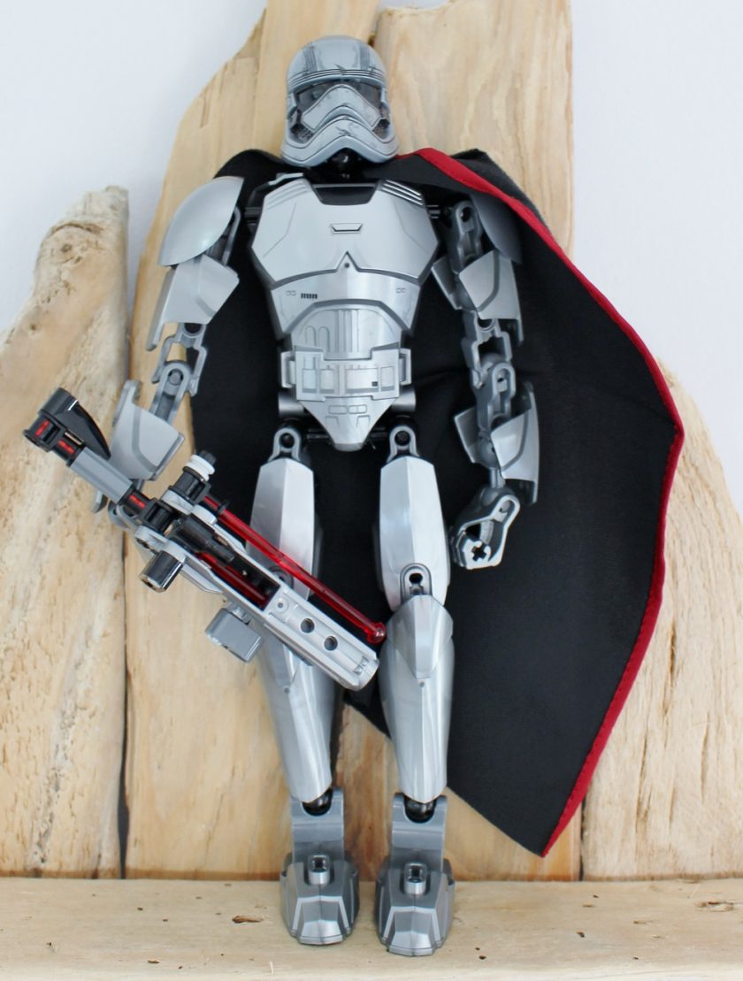 LEGO Star Wars 75118 Captain Phasma Buildable Action Figure