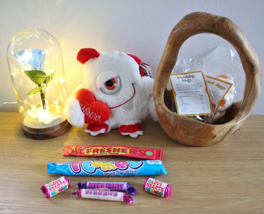 MenKind PERSONALISED SWEET HAMPER WITH CUDDLY TOY MONSTER