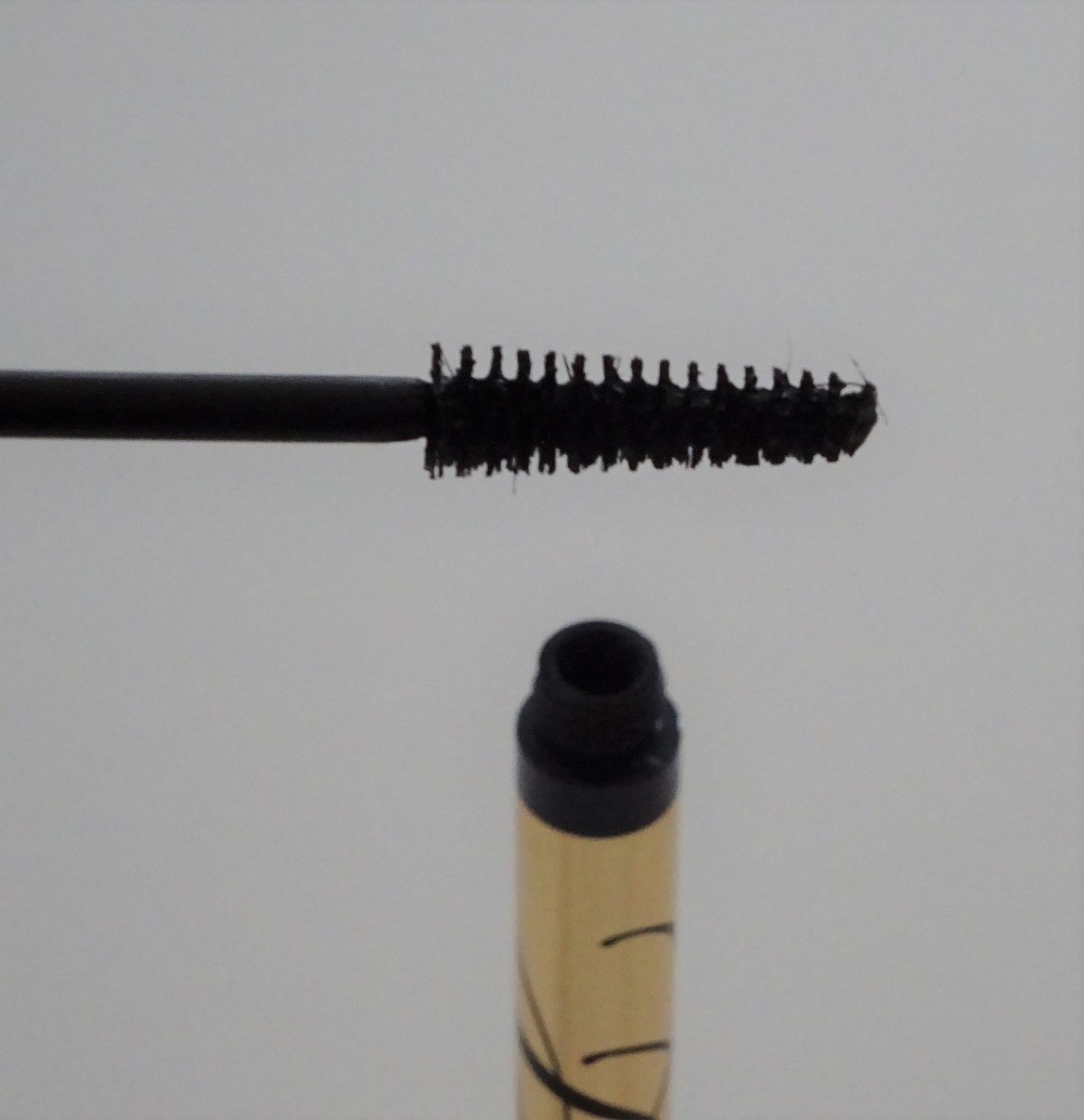 mascara