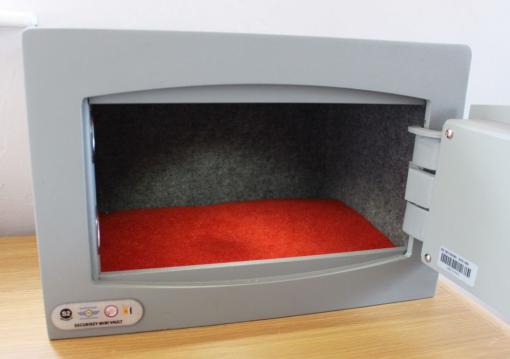 Securikey MiniVault in Silver from Simply Safes