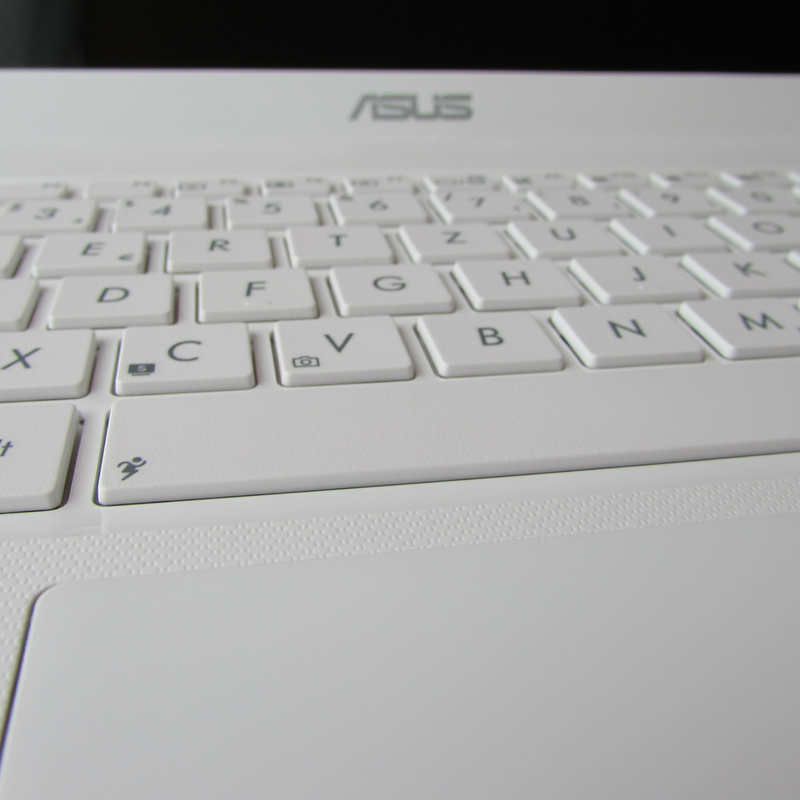4 Reasons to Consider a Blog-Writing Collaboration
