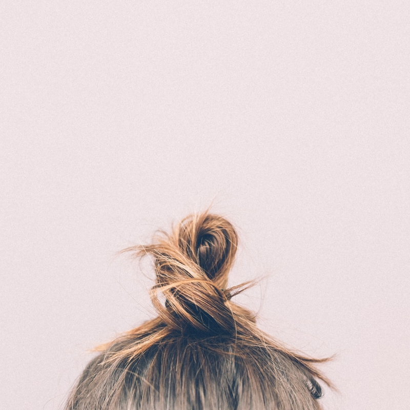 picture of hair in a topknot