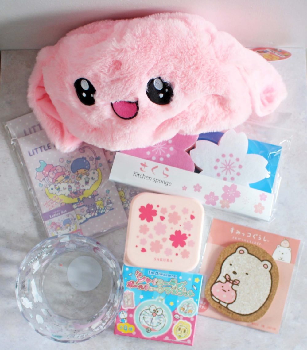 YumeTwins - Kawaii Subscription Box from Japan picture of content of box