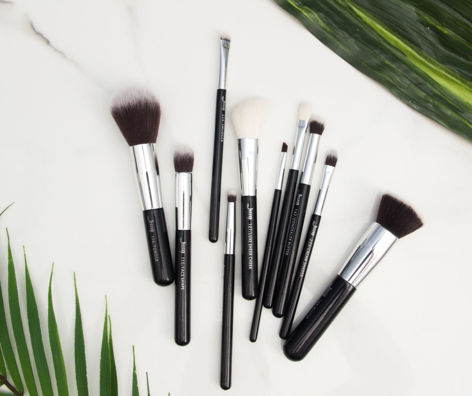 makeup brushes