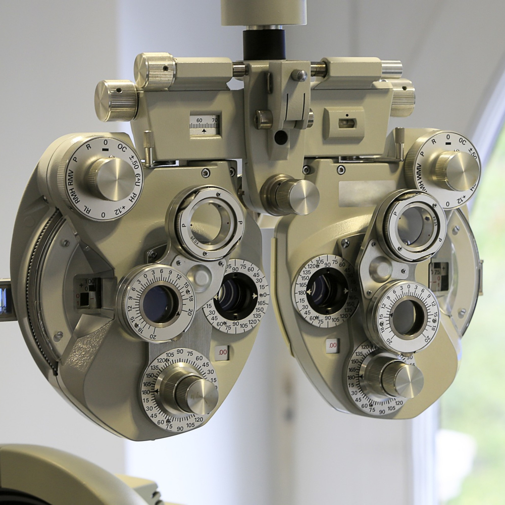 eye checking machine