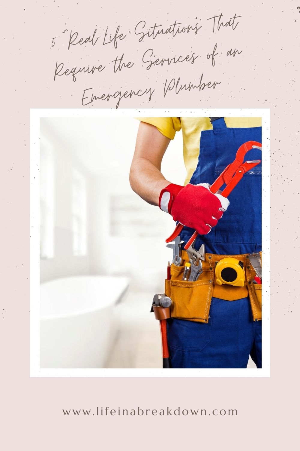 Ever wondered just when you should call on the services of a professional plumber? Then check out these 5 real life situations which need an emergency plumber. #home #homecare