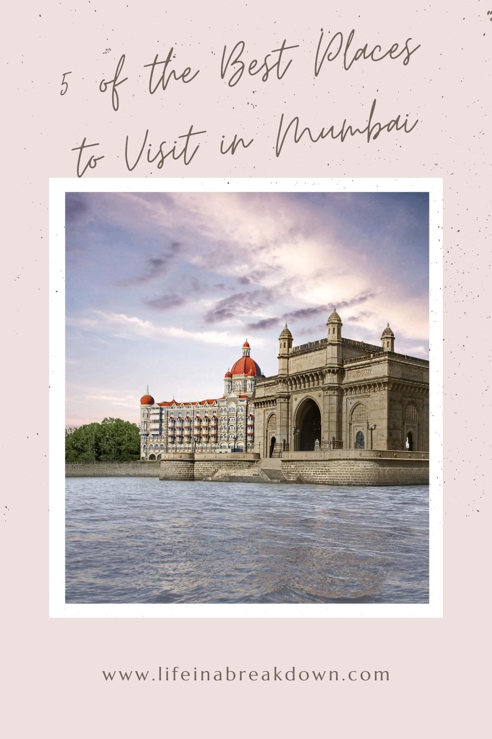 Are you thinking of visiting Mumbai in India? Then here are 5 must-visit locations for you to add to your itinerary. #mumbai #india #travel #holiday #vacation
