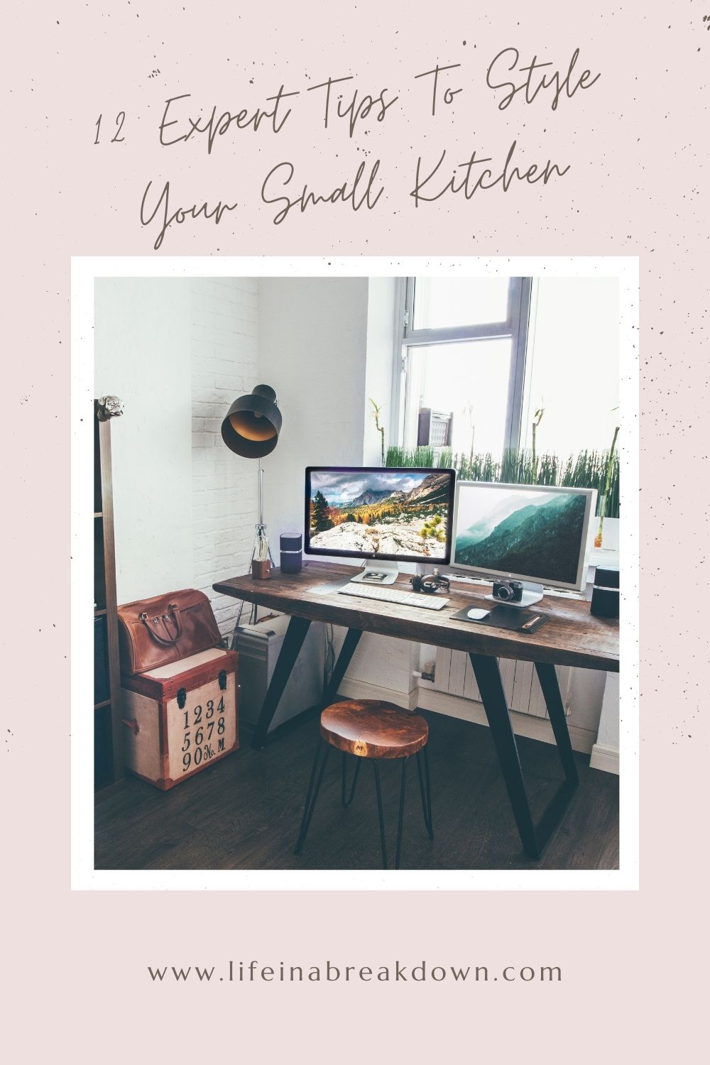 Are you looking to set up a home office? Then here are 4 mistakes you need to make sure you stay away from making. #homeoffice #workfromhome #homeworking