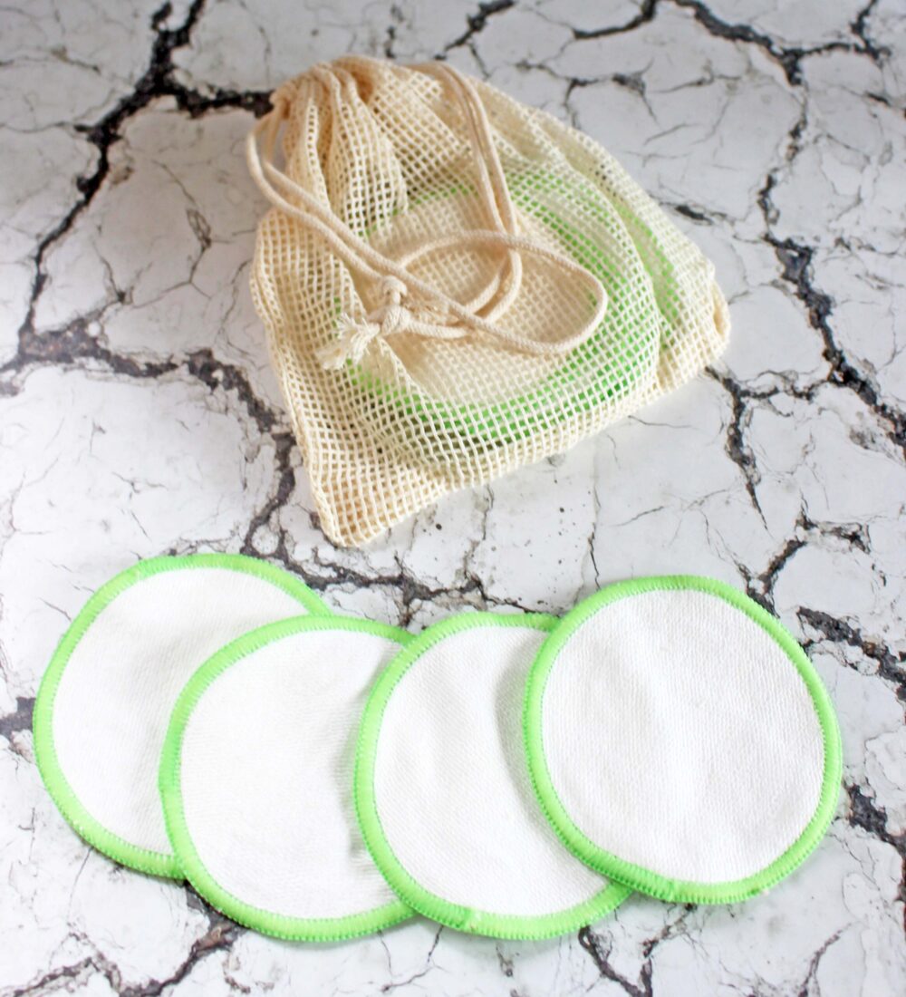 Reusable Make Up Removal Rounds from EarthBits