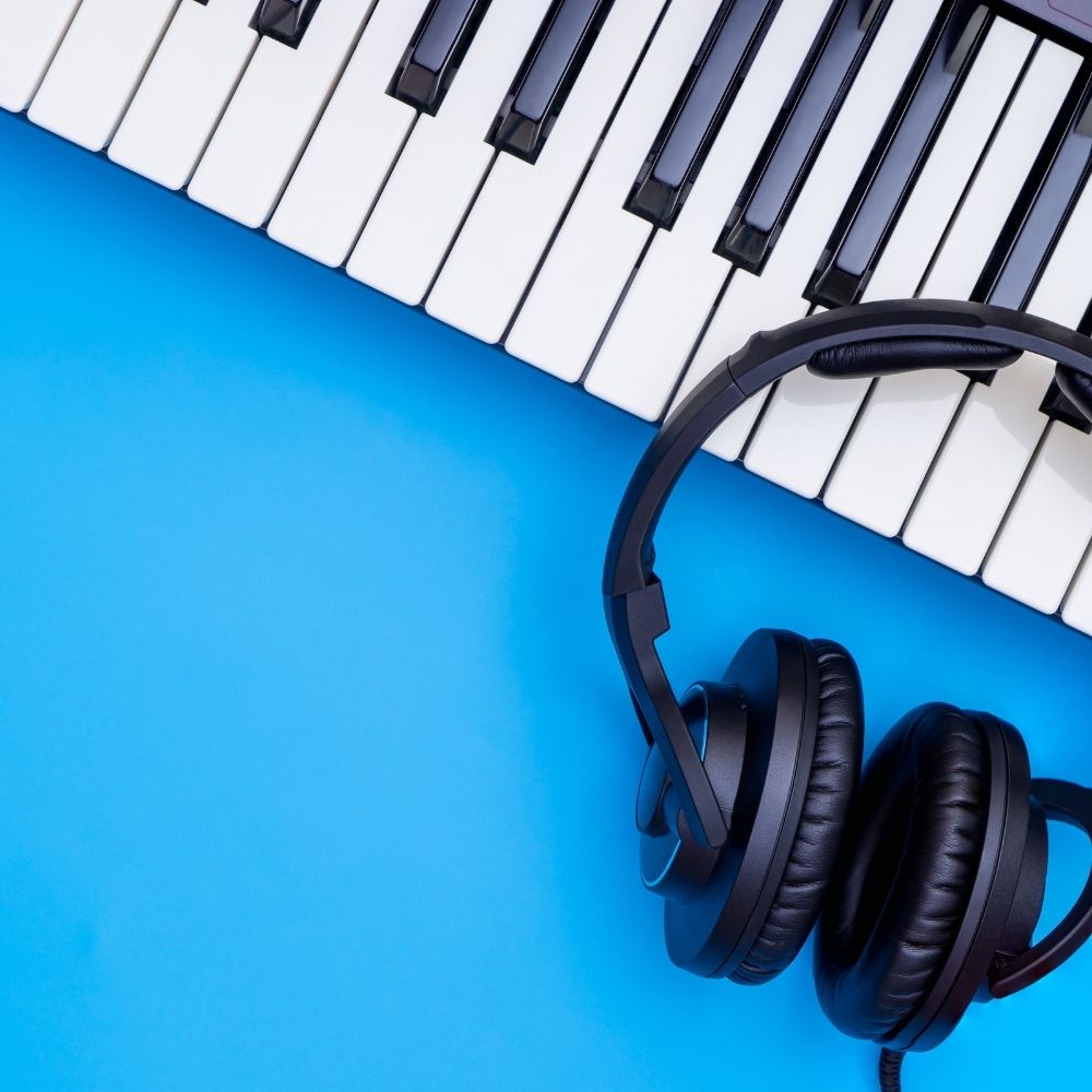 keyboard and headphones