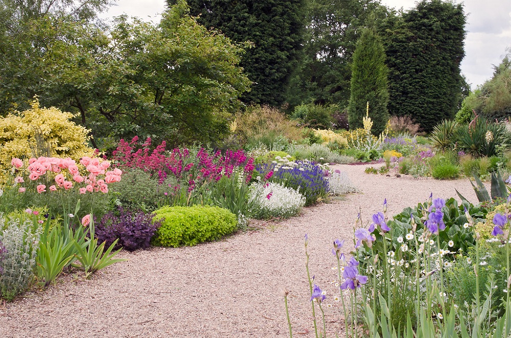 The Beth Chatto Gardens Image Via Micaela Burr