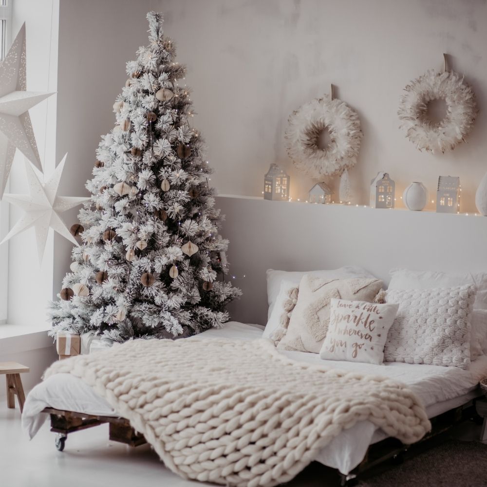 Christmas bedroom 