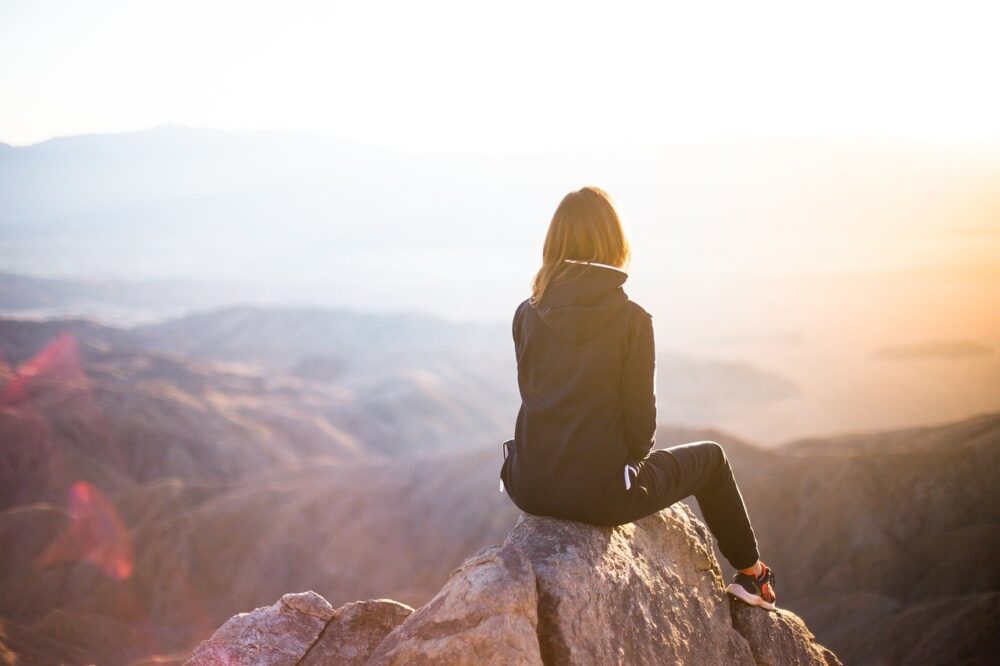 Women travelling and overlooking a beautiful view