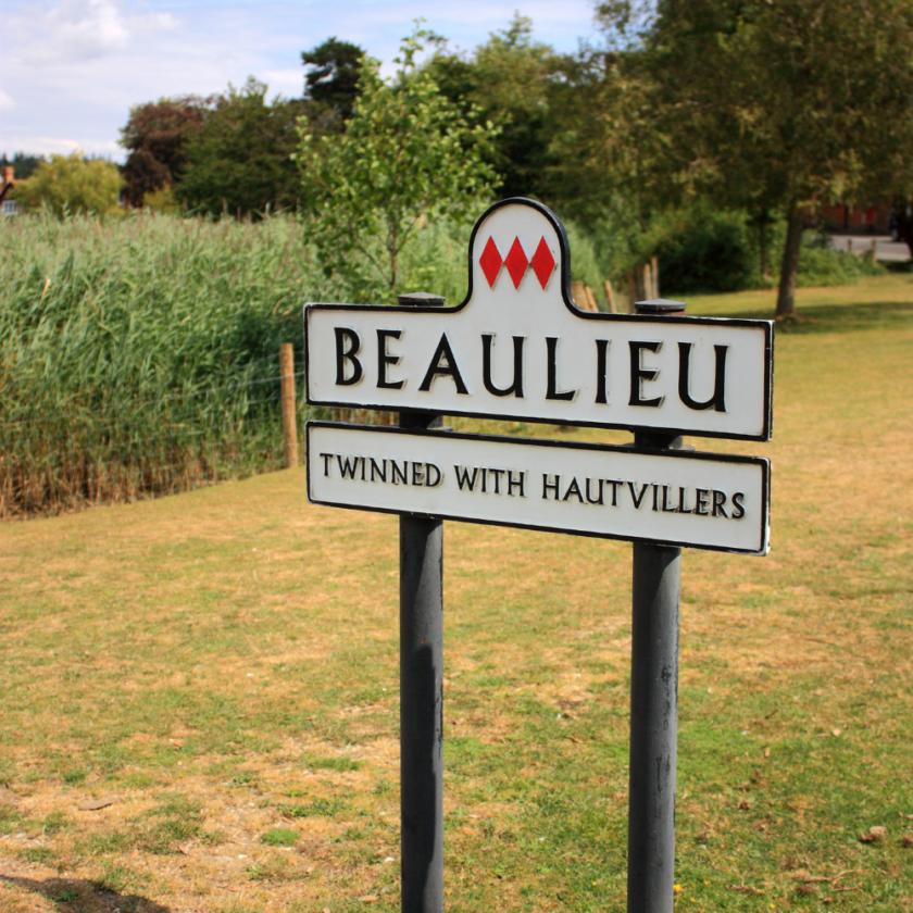 sign post for Beaulieu New Forest