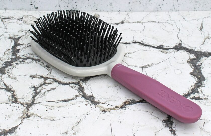 Kent Create Fine Quill Paddle Brush from the side