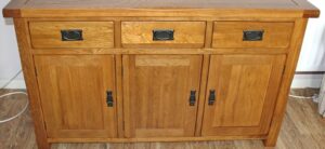 Oak Furnitureland Original Rustic Solid Oak Sideboard Review Header
