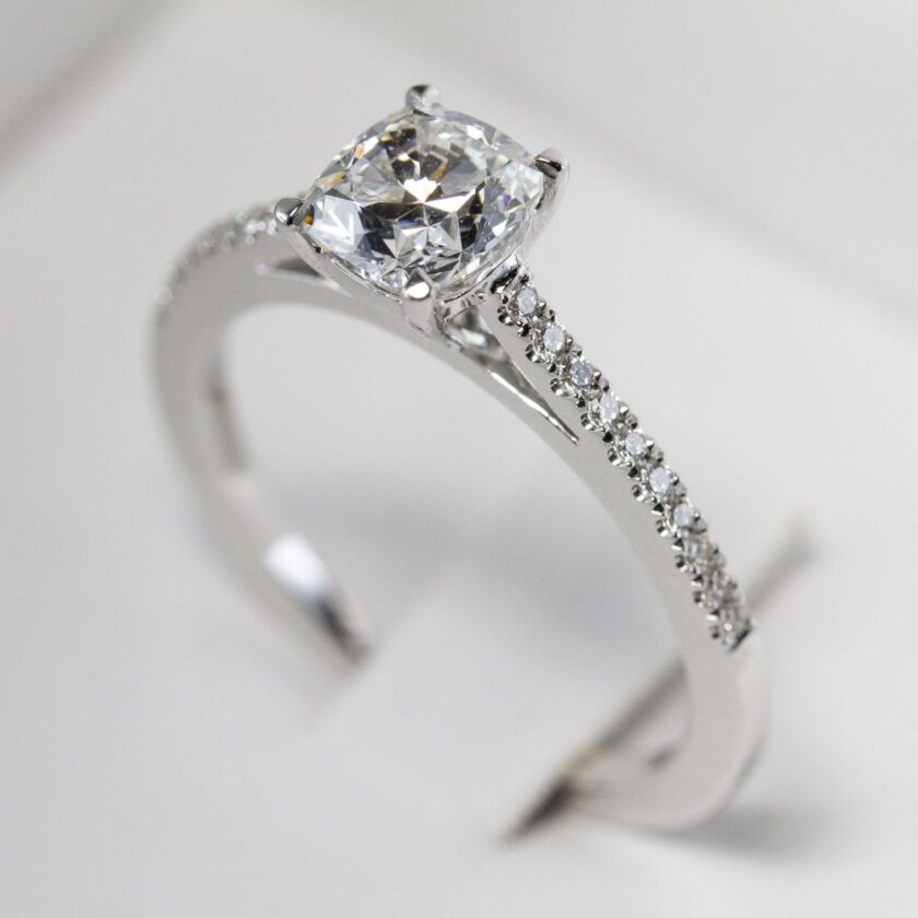 diamond engagement ring
