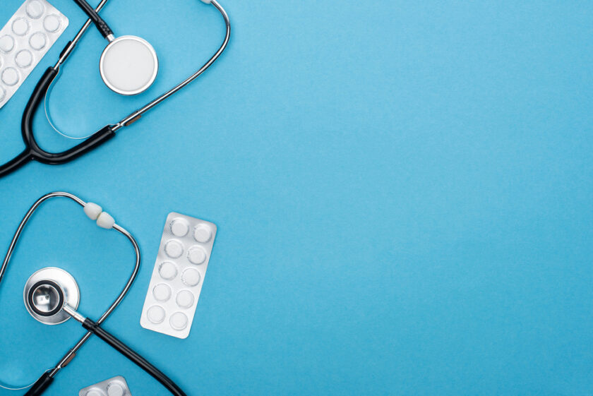 Doctors items such as a stethoscope
