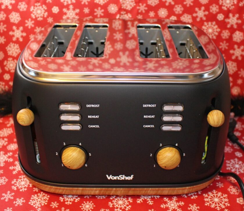 Vonhaus Black & Wood Fika 4 slice Kettle & Toaster Set - Toaster