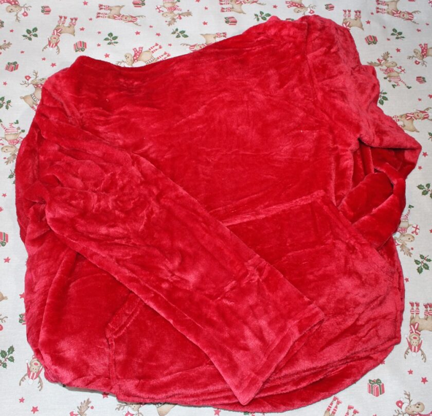 Bedsure Wearable Blanket with Sleeves