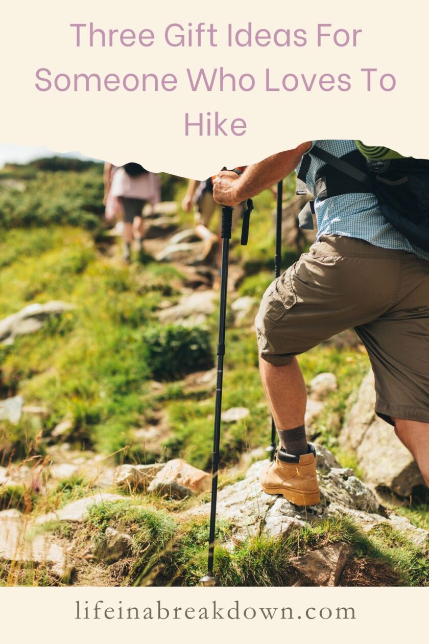 Are you looking to buy a gift for someone who love to hike? Then here are 3 ideas you might like to make use of!