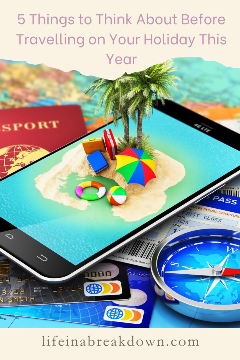 Planning a holiday? Don't miss these 5 essential tips, including how to handle delayed flights and get compensation. A must-read for travellers preparing for their next trip.