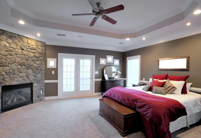 ceiling fan in a bedroom
