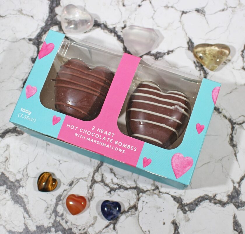 Cocoba Chocolate Drinking Hot Chocolate in Hearts Heart Shaped Hot Chocolate Bombes with Marshmallows 