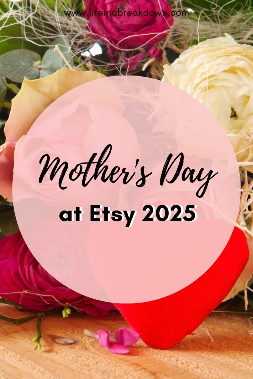 Are you looking for some Mother's Day ideas, do you fancy buying handmade? Then check out these 8 ideas for Mother's Day from Etsy!
